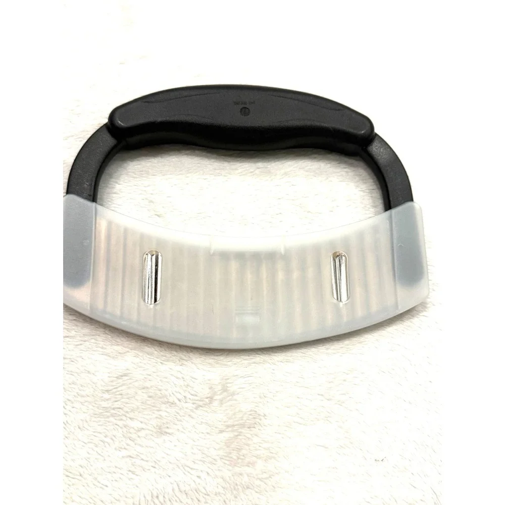 Pampered Chef Crinkle Cutter Black Handle Stainless Steel Wavy Blade 1089